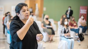 San Juan inclusivo: comenzaron a enseñar lengua de señas a la administración pública