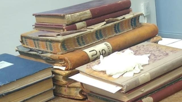 Los investigadores trabajaron con documentos cuidadosamente guardados en la Biblioteca y el Archivo del Poder Judicial y el Archivo Histórico de la provincia.