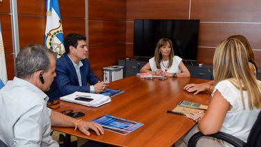 El ministro Guido Romero se reunió con representantes de la Fundación Banco San Juan.