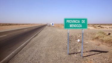 Caucetero se hizo el pícaro con que iba y venía de Mendoza: esto le pasó