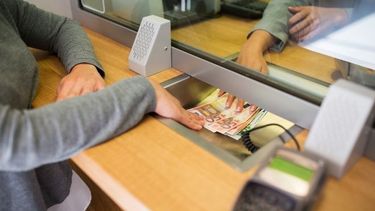 Un bancario sanjuanino dio positivo en coronavirus: ¿Qué entidad es?