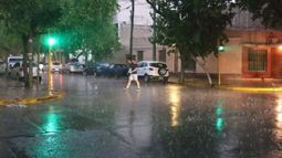 Otra vez lluvia y ¡granizo!: emiten nueva alerta meteorológica por tormentas en San Juan