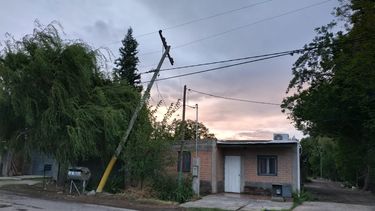 ¿Cómo terminó tu casa tras el viento? mandanos tu foto