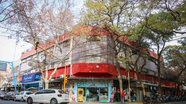 La feroz pelea entre dos familias por un valioso edificio en pleno centro de San Juan