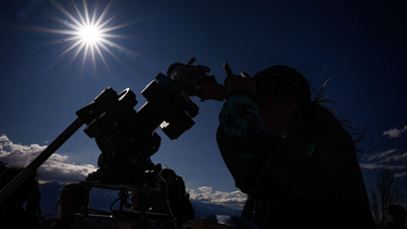 A miles de metros sobre el nivel del mar, así se vivió el eclipse anular solar en Barreal