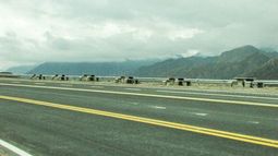 Ciclistas de fiesta: la ruta interlagos tiene una avenida para bicicletas