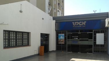 Atención a los beneficiarios: entrega de leche en UPCN