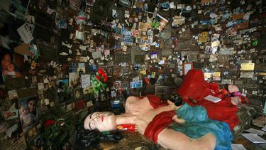 Remate Difunta Correa: hay autos, motos 0KM y hasta monedas de oro