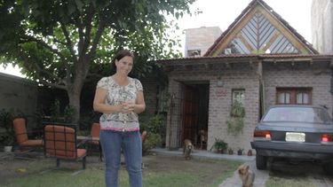 Nushin Roshani: La docente iraní que elige San Juan, pese a 17 asaltos