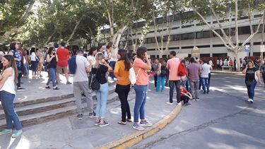 Fotos: comenzó la odisea por ingresar a los preuniversitarios