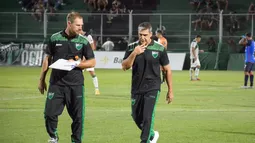 Fin de ciclo: Ariel Martos dejó de ser el DT de San Martín tras la derrota ante Atlanta Fin de ciclo: Ariel Martos dejó de ser el DT de San Martín tras la derrota ante Atlanta