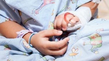 Qué hay detrás del fallo que autorizó la práctica médica en una nena, pese a la oposición de su madre Qué hay detrás del fallo que autorizó la práctica médica en una nena, pese a la oposición de su madre