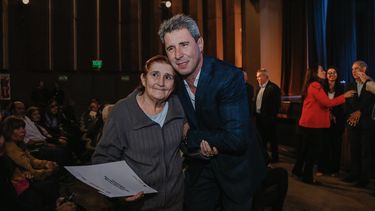 Uñac entregó 151 escrituras de viviendas a familias de Caucete, Angaco, Zonda, 9 de Julio, Rawson y Pocito