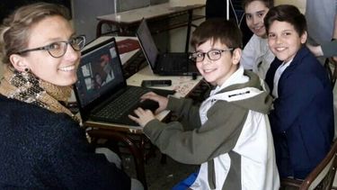 Quieren dar la vuelta otra vez: dos escuelas sanjuaninas van la Maratón de Robótica