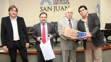 Beneficios para uniones vecinales e instituciones deportivas y educativas