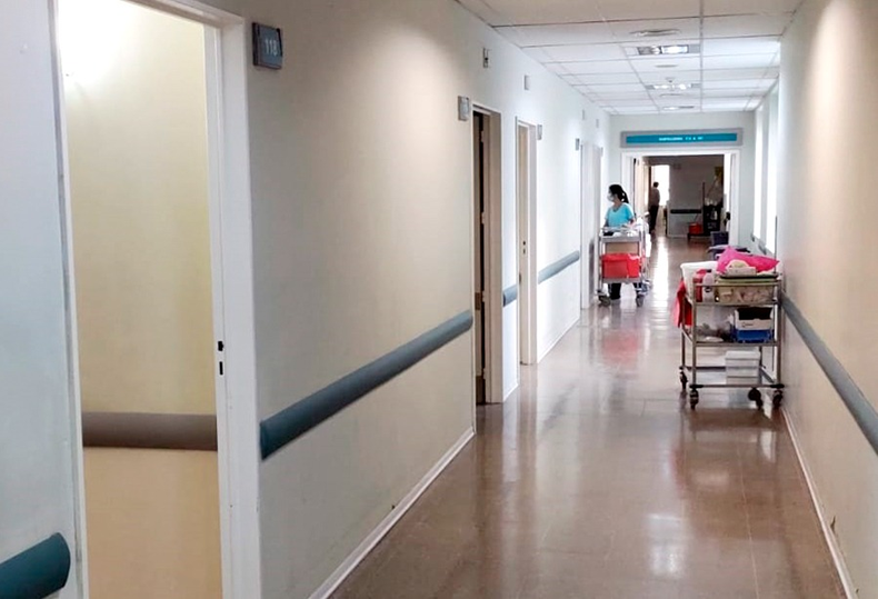 En el Hospital Rawson, el más importante de San Juan, el Servicio Social actúa en al menos 5 casos al mes de personas que se quedan solas cuando están internadas.