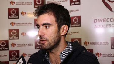 Enviado de la UNICEF enseñó cómo contener a los chicos en las redes