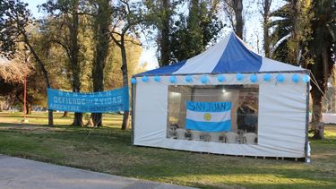 La Legislatura, el lugar de reunión de verdes y celestes en San Juan