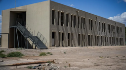 El edificio sin terminar de la Escuela de Música. El edificio sin terminar de la Escuela de Música.