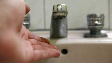 El servicio de agua potable se verá interrumpido en Santa Lucía