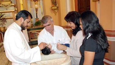 (Escribe monseñor Lozano): Por el bautismo somos amados y enviados