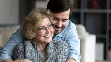 Cómo realizar la adición de apellido materno en San Juan