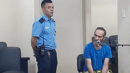 Tras un insólito hecho, le descubrieron estafas por ventas de autos y terminó condenado a dos años en el Penal de Chimbas Tras un insólito hecho, le descubrieron estafas por ventas de autos y terminó condenado a dos años en el Penal de Chimbas