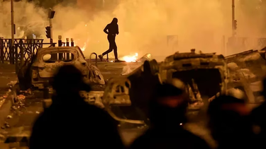 Macron no sabe cómo resolver las protestas en Francia
