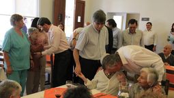 Recorrerán la remodelación del Teatro de la Residencia de Adultos Mayores