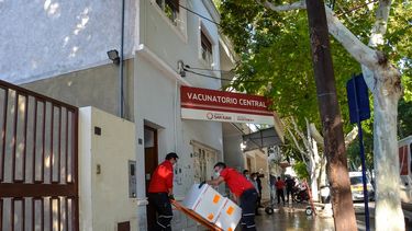 Llegaron más vacunas contra el COVID y San Juan se acerca a su meta de inmunizar a 255.804 personas