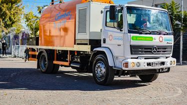 La bestia de cuatro ruedas, única en la provincia, que desinfectará a todo Chimbas