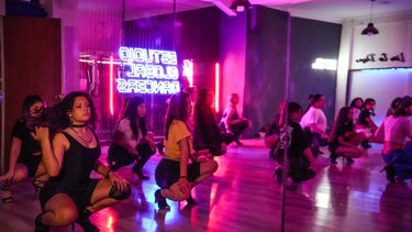 El boom de Heels Dance en San Juan, la disciplina con tacos que despierta las pasiones dormidas