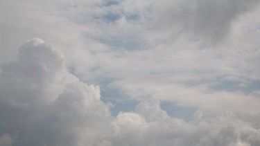 Máxima de 16° con alerta por vientos intensos