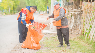 Rivadavia prepara un importante cambio en cuanto al tratamiento de la basura en el departamento. Rivadavia prepara un importante cambio en cuanto al tratamiento de la basura en el departamento.
