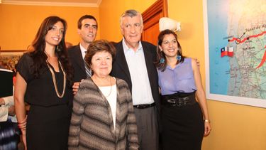 La embajadora de EE. UU. entregó becas a tres profesionales sanjuaninos