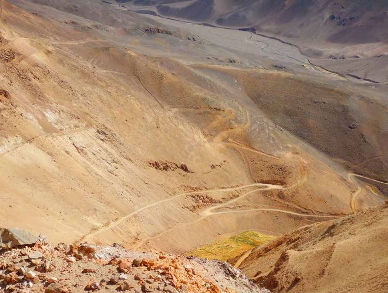 Panorámica aérea del sitio del proyecto minero Jagüelito en el departamento Iglesia, San Juan.