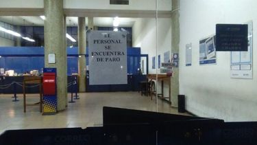 Por el paro de un sector, no atiende el Correo Argentino