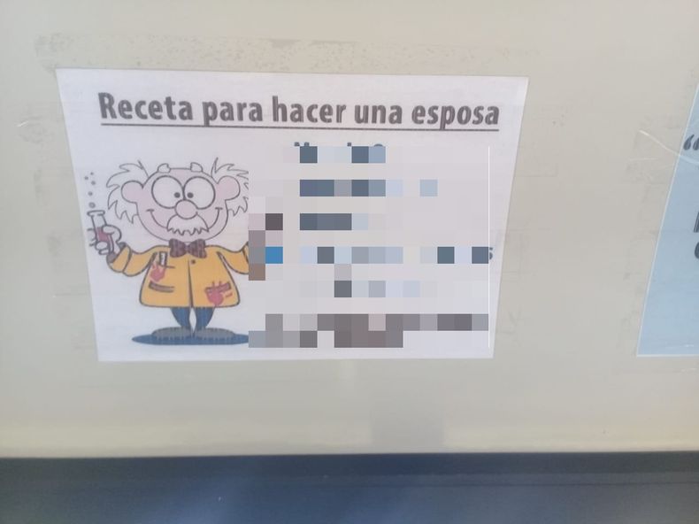 Receta para hacer una esposa: el cartel que despierta polémica en un  colectivo sanjuanino