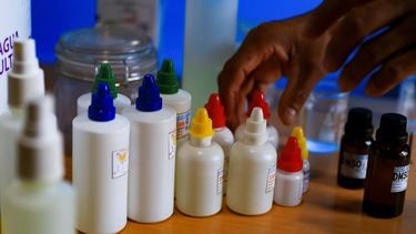 Alerta por la ingesta de dióxido de cloro para prevenir el Covid-19: ¿qué pasa en San Juan?