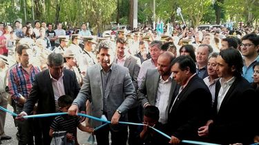Inauguraron un polideportivo y lanzaron carrera universitaria