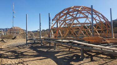 Cada eco-domo tiene 50 m2 y ofrece comodidades de un 5 estrellas.&nbsp;