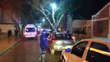 Caso del repatriado fallecido en un incendio: pusieron en aislamiento al policía que ayudó a los huéspedes