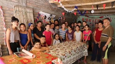 Consiguieron entradas para ir al circo pero les falta movilidad para llegar al centro