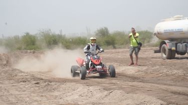 Angaco a pura acción: se corrió la primera fecha del campeonato de cuatris y motos