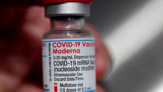 Llegan más dosis de Moderna para vacunar a adolescentes en San Juan