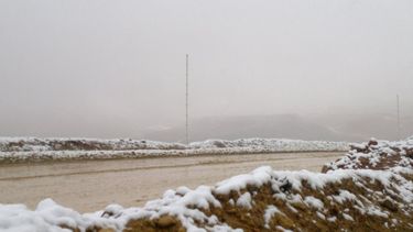 Nieva en la cordillera y se espera más agua