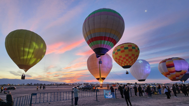 El Aeroclub San Juan, invadido por el show de coloridos gigantes