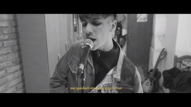 Rock de pura cepa sanjuanina: Sexta, junto con su banda y un cover que la rompe