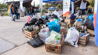 Los sanjuaninos apuestan al reciclaje: Cambio Verde llenó dos contenedores en la Feria Agroproductiva