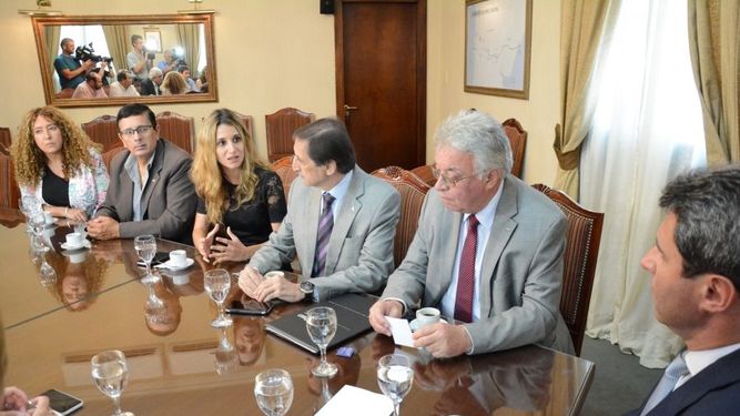 Uñac junto a la CAME por promoción de economías regionales